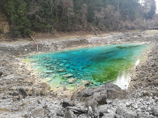 7月份的九寨沟是枯水期吗？四川九寨沟雨季多久