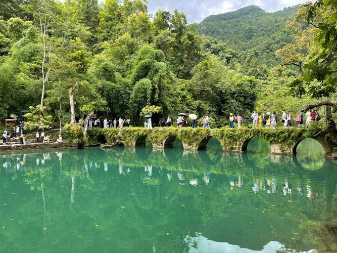 小七孔东门可以买票吗？瓮安天气这段路还要多久才能通车