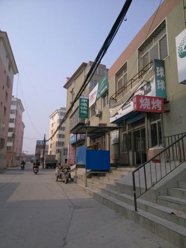 秦皇岛市海港区杠上花烧烤在哪里？快递秦皇岛到石门寨要多久
